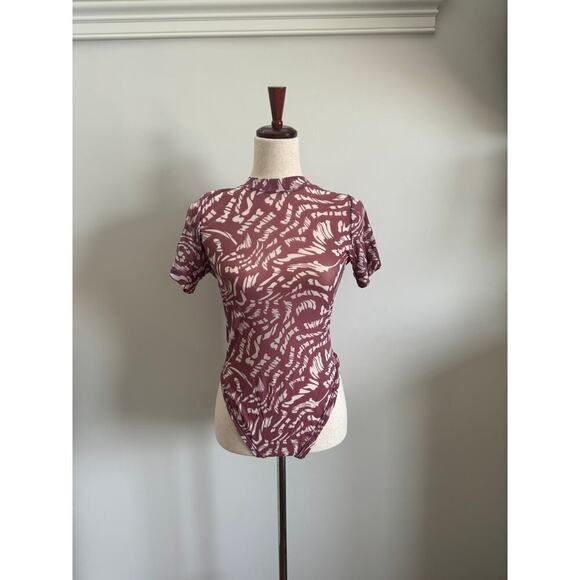 NWT SKIMS Raspberry‎ Swirl Bodysuit size 2x - Picture 1 of 4